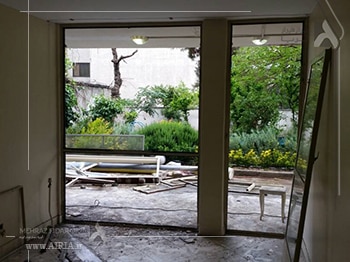 پنجره ها یکی از بخشهای مختلف خانه برای بازسازی هستند